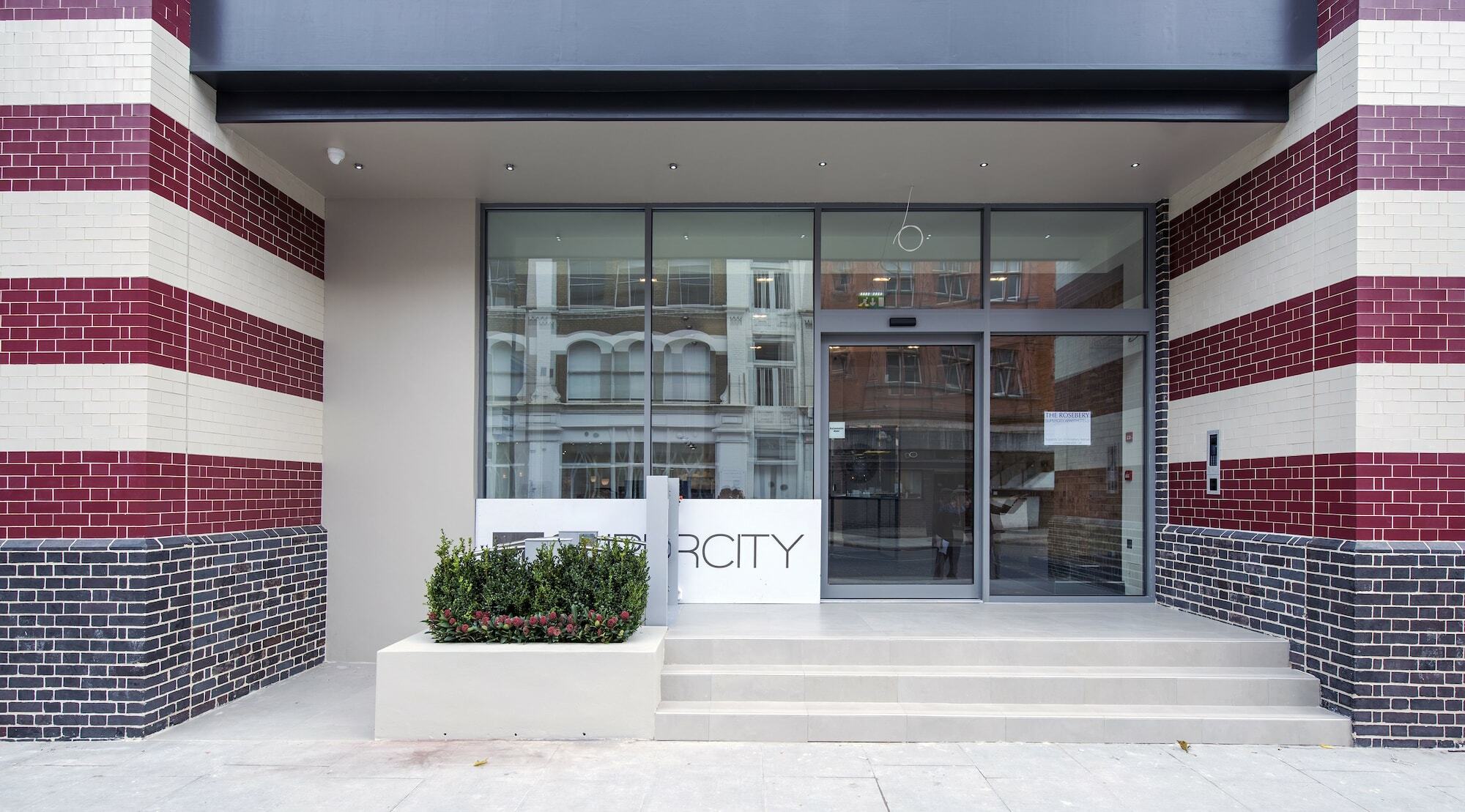 לונדון The Rosebery By Supercity Aparthotels מראה חיצוני תמונה